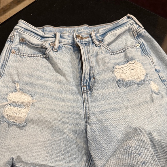 American Eagle Light Blue Distressed jeans Jeans - Picture 5 of 14